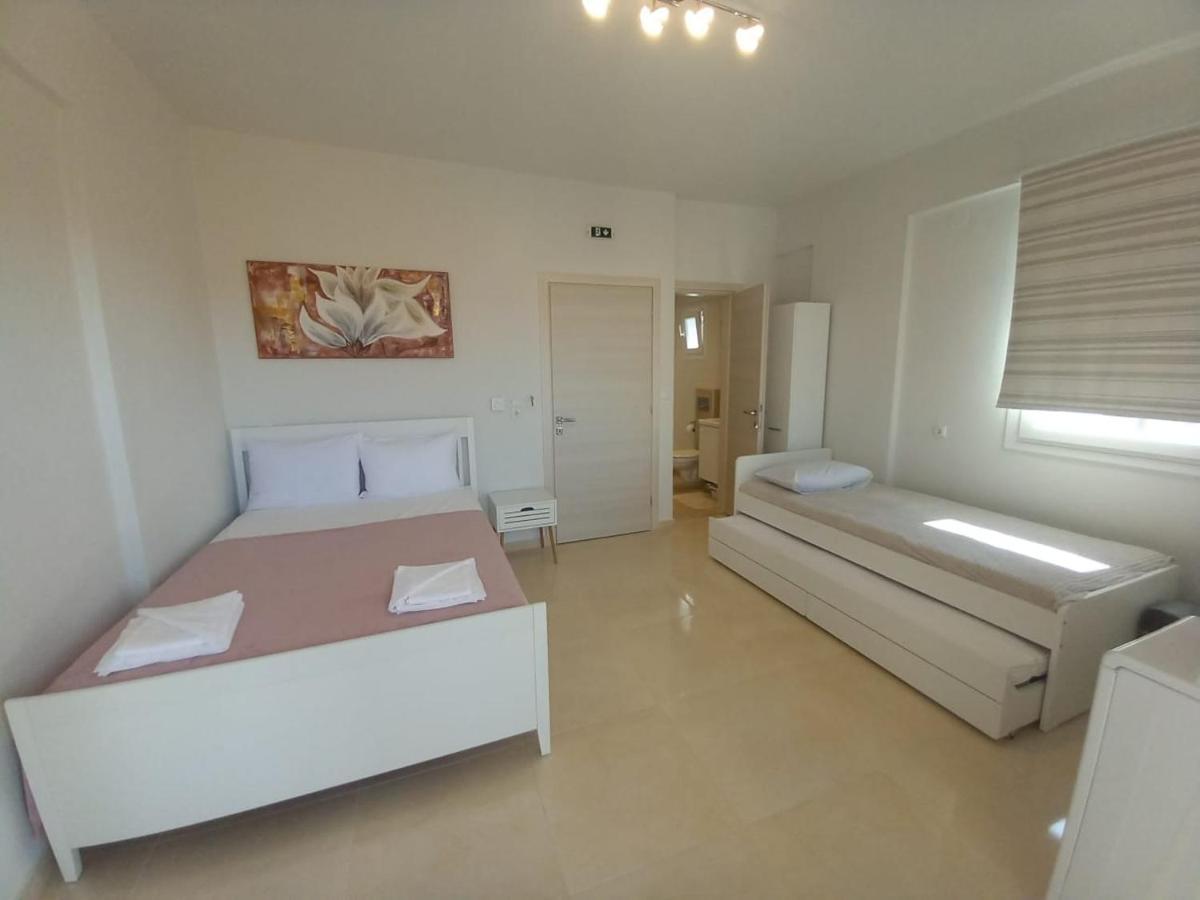 Apartament Elenis House Néa Péramos Zewnętrze zdjęcie