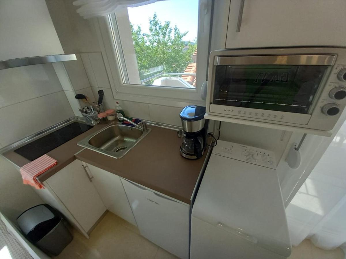Apartament Elenis House Néa Péramos Zewnętrze zdjęcie